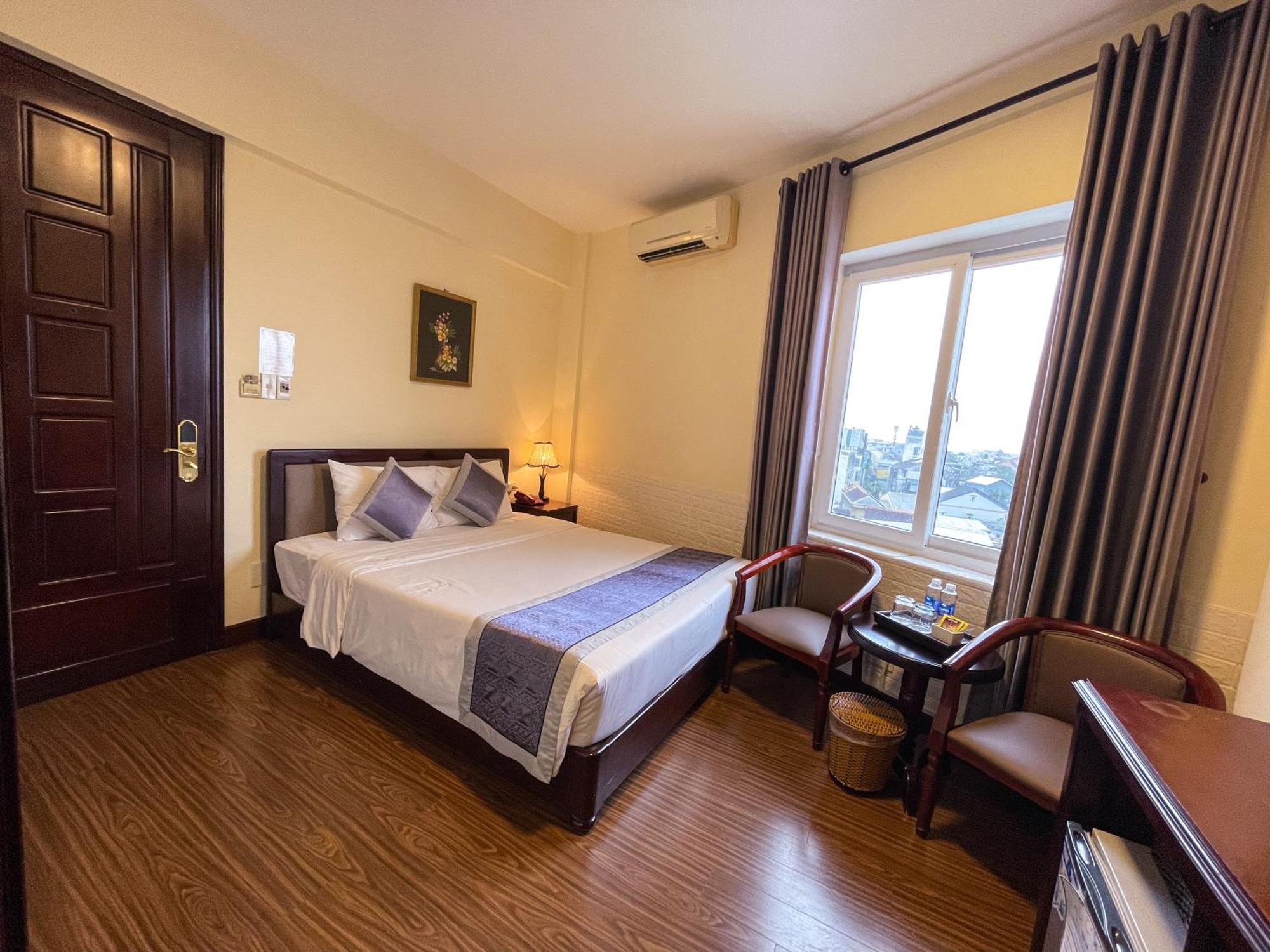 Baly Hotel Хюе Екстер'єр фото