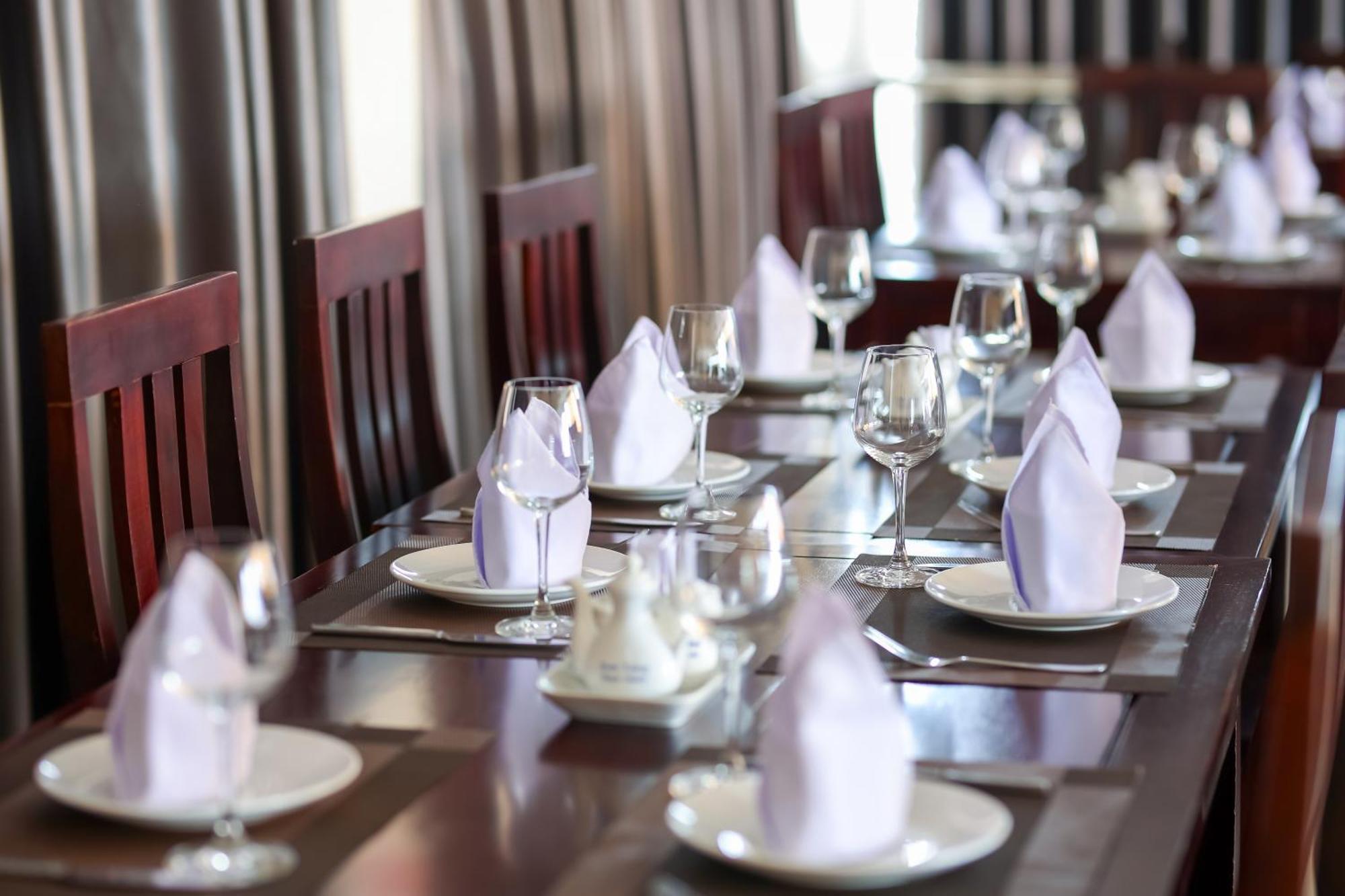 Baly Hotel Хюе Екстер'єр фото