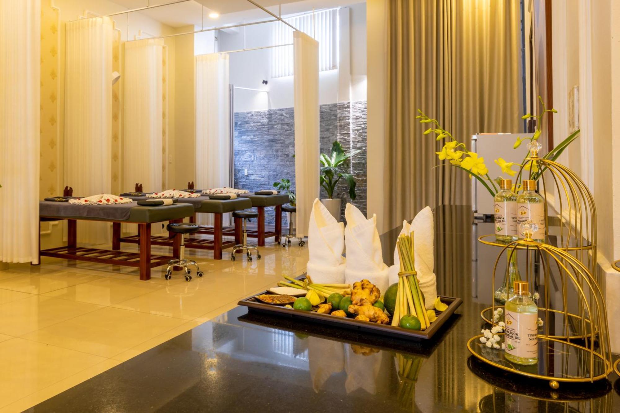 Baly Hotel Хюе Екстер'єр фото